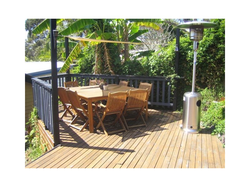 125 RICKARD ROAD, North Narrabeen NSW 2101