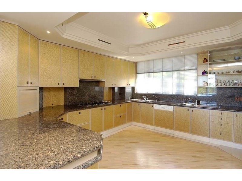 1 Emerstan Drive, Castle Cove NSW 2069