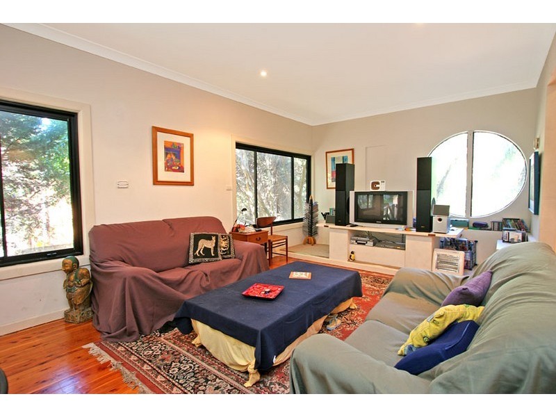 4 Warriewood Road, Warriewood NSW 2102