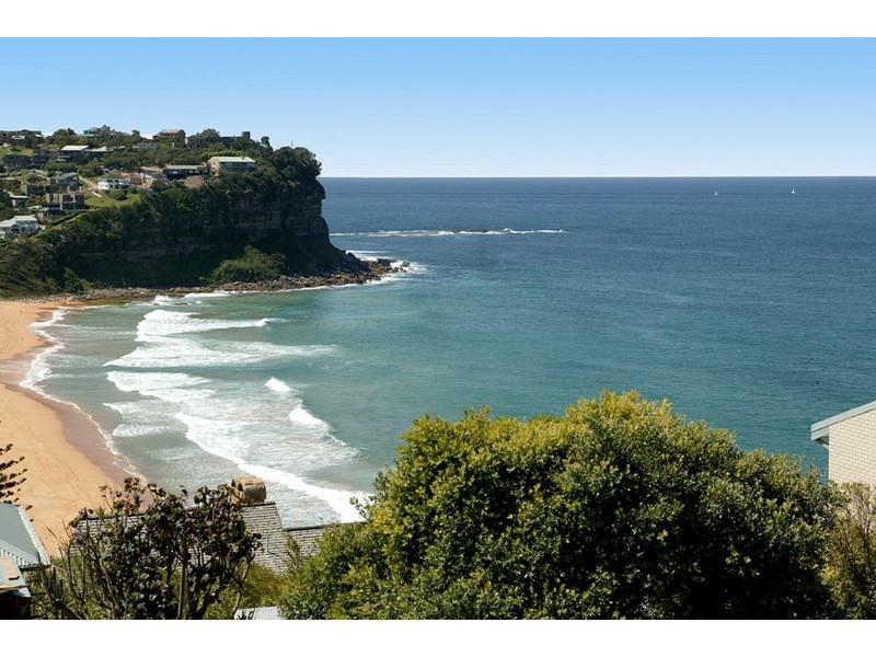 6 Hillcrest Avenue, Mona Vale NSW 2103