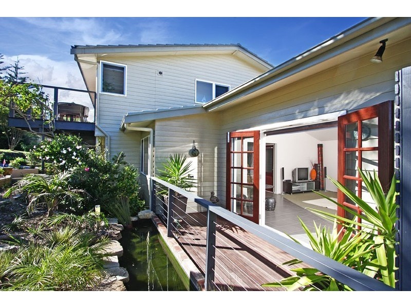 39 Carpenter Crescent, Warriewood NSW 2102