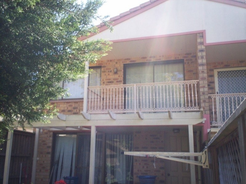 1/2 FOREST ROAD, Warriewood NSW 2102