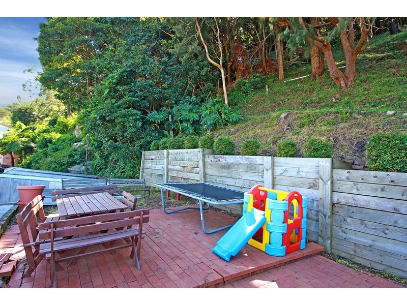 18 Nareen Parade, North Narrabeen NSW 2101