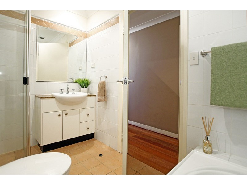 211/20 WELLINGTON STREET, Narrabeen NSW 2101