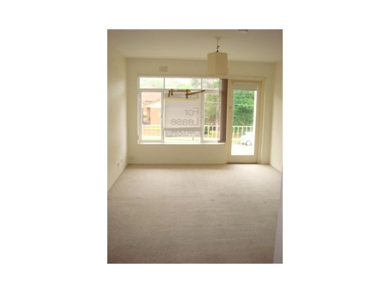 1/15 KOOLOORA AVENUE, Freshwater NSW 2096