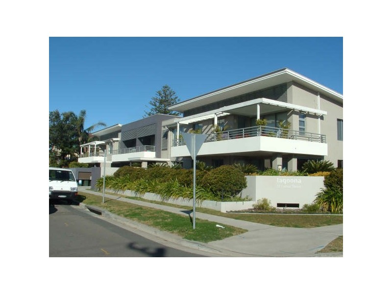 11/12  LOFTUS STREET, Narrabeen NSW 2101