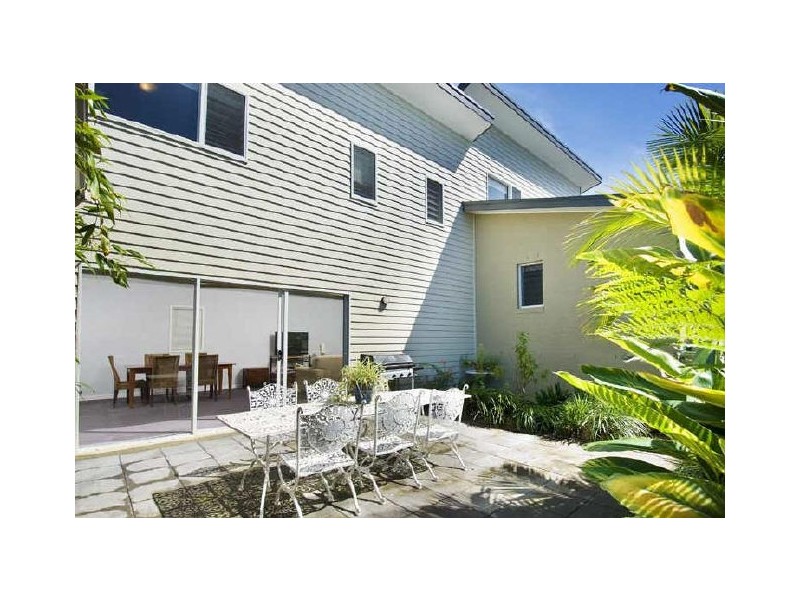 9 ORCHARD STREET, Warriewood NSW 2102