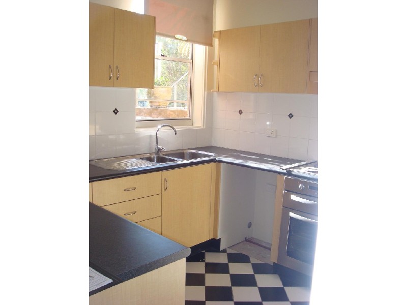 1/44 CROWN ROAD, Queenscliff NSW 2096