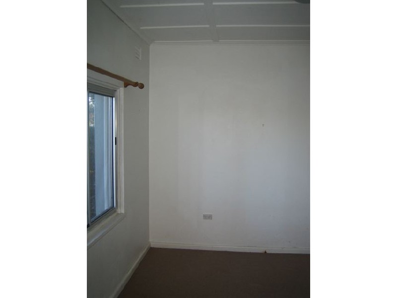 LWR 21 CARPENTER CRESCENT, Warriewood NSW 2102