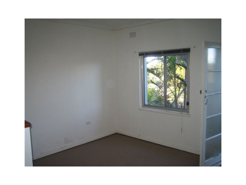 LWR 21 CARPENTER CRESCENT, Warriewood NSW 2102