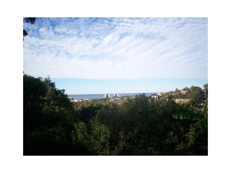 35 LINDLEY AVENUE, North Narrabeen NSW 2101