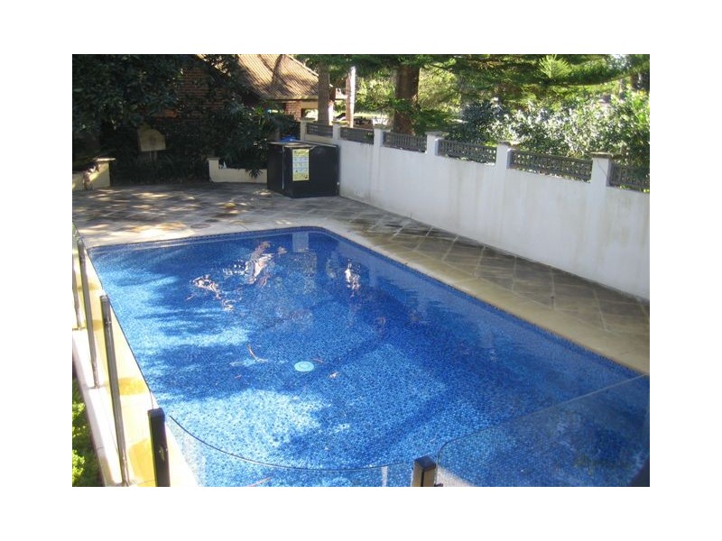 UPPER 8 WIMBELDON AVENUE, Narrabeen NSW 2101