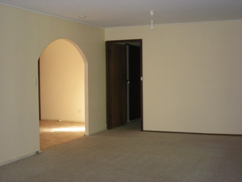 1/23  LYLY AVENUE, Allambie NSW 2100