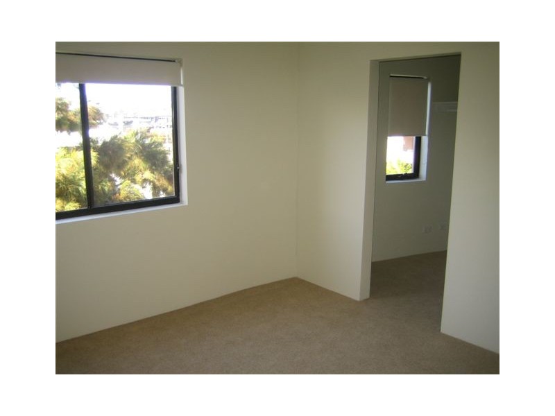 29/2-10 HAWKESBURY AVENUE, Dee Why NSW 2099