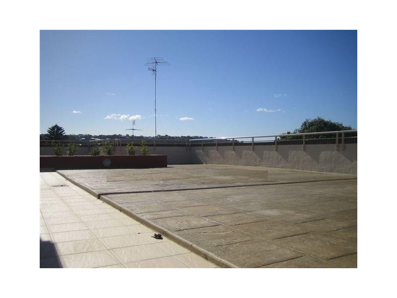 29/2-10 HAWKESBURY AVENUE, Dee Why NSW 2099