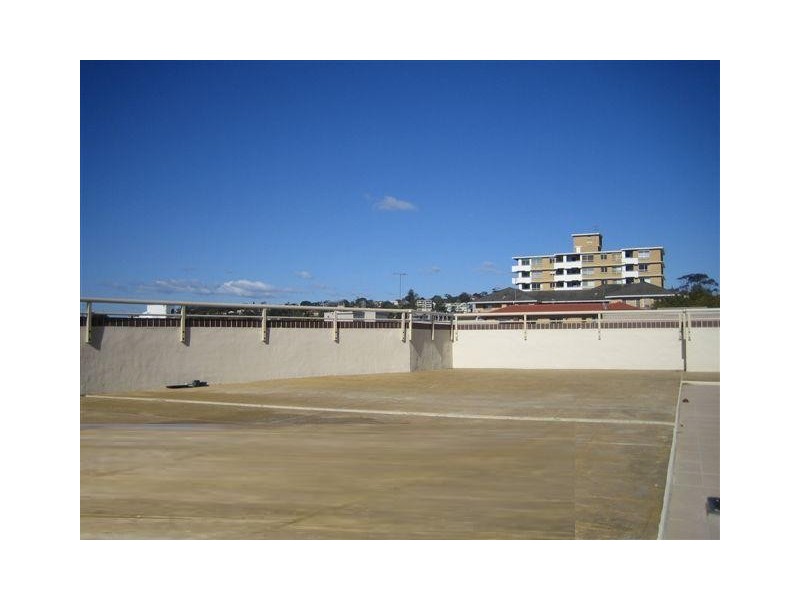 29/2-10 HAWKESBURY AVENUE, Dee Why NSW 2099