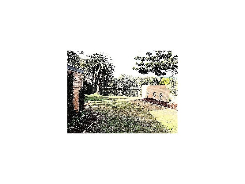 7 LAKESIDE CRESCENT, North Manly NSW 2100