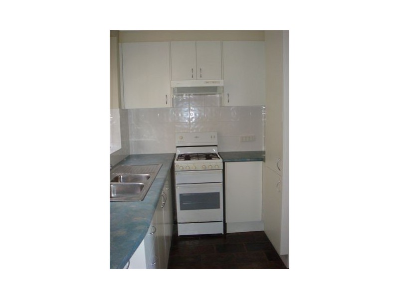 2/42 EVANS STREET, Freshwater NSW 2096