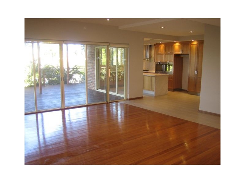 11 EDWARD STREET, Narraweena NSW 2099