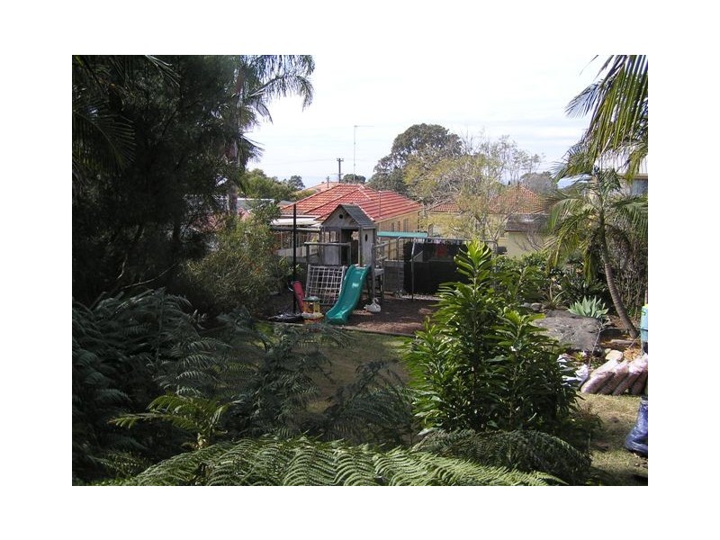 11 EDWARD STREET, Narraweena NSW 2099