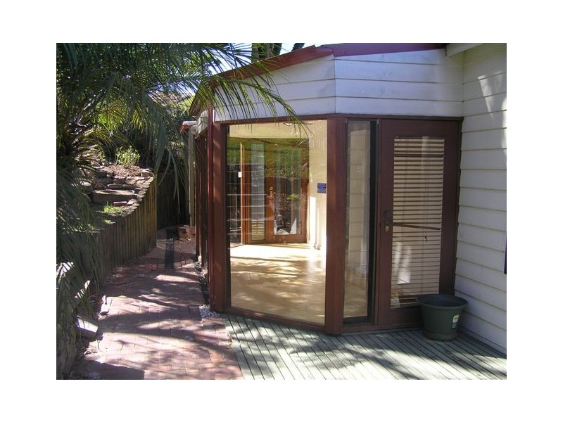 16 CAREFREE ROAD, Narrabeen NSW 2101