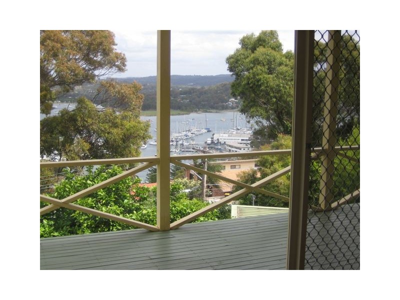 82 WALLUMATTA ROAD, Newport NSW 2106