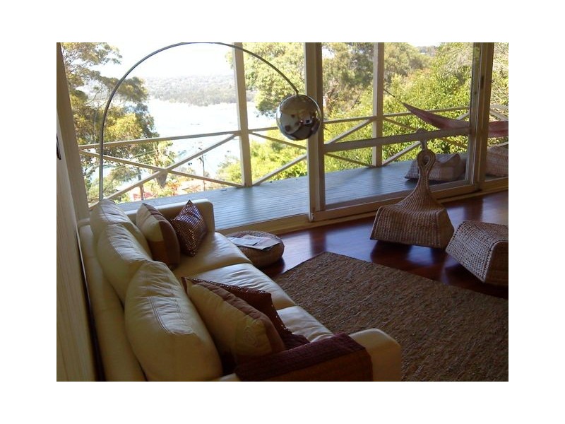 82 WALLUMATTA ROAD, Newport NSW 2106