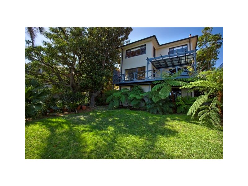 120 QUEENSCLIFF ROAD, Queenscliff NSW 2096