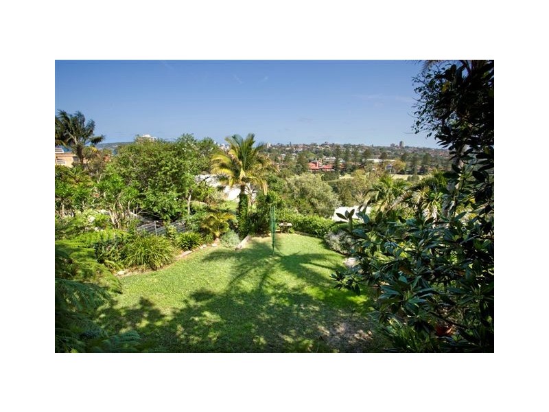 120 QUEENSCLIFF ROAD, Queenscliff NSW 2096