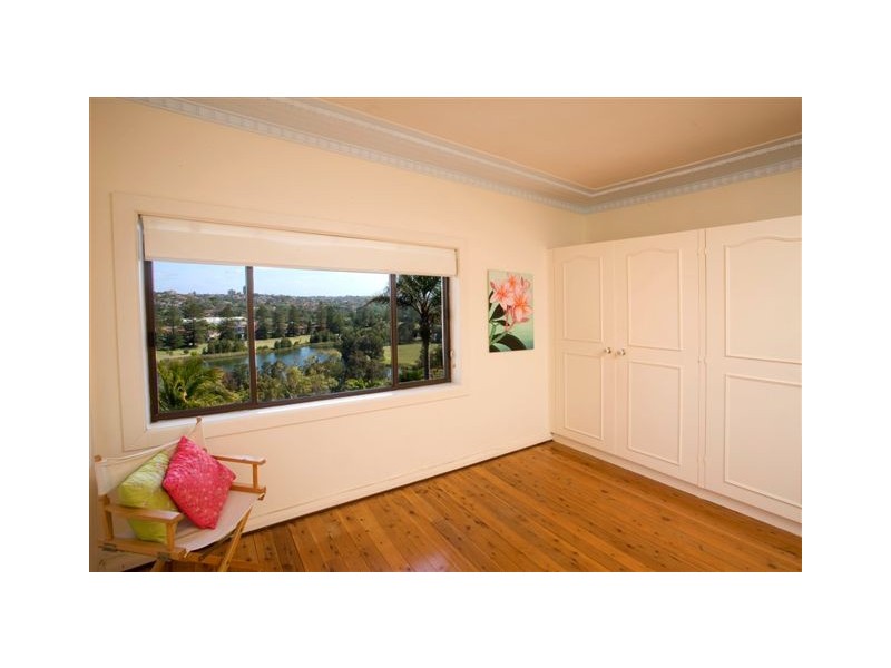 120 QUEENSCLIFF ROAD, Queenscliff NSW 2096
