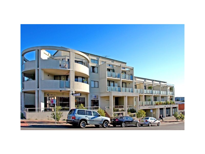 2/18 WATERLOO STREET, Narrabeen NSW 2101