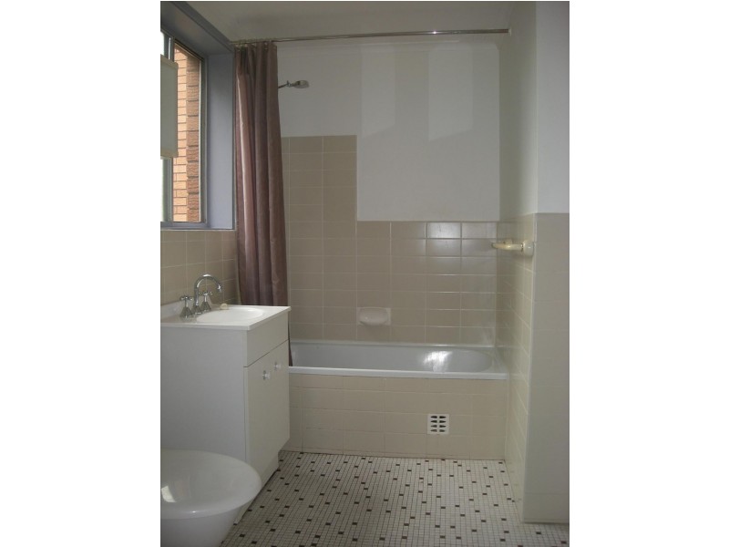 4/104 CROWN ROAD, Queenscliff NSW 2096