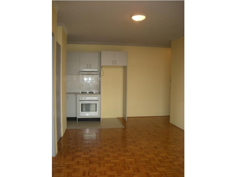 4/104 CROWN ROAD, Queenscliff NSW 2096