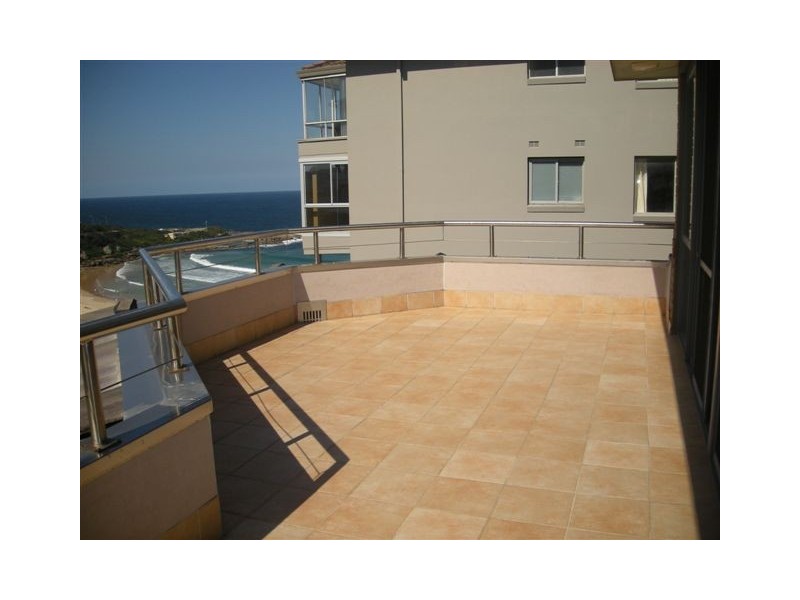 2/51 CROWN ROAD, Queenscliff NSW 2096