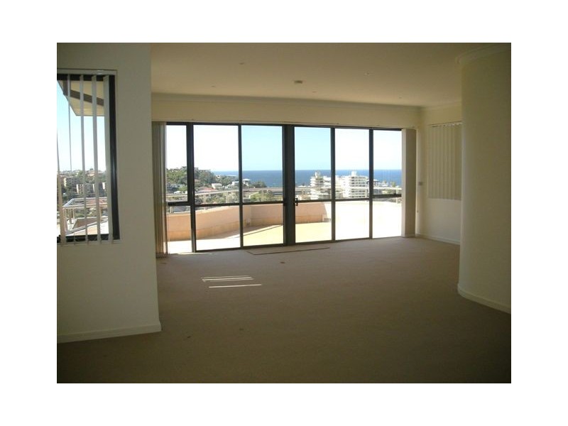 2/51 CROWN ROAD, Queenscliff NSW 2096