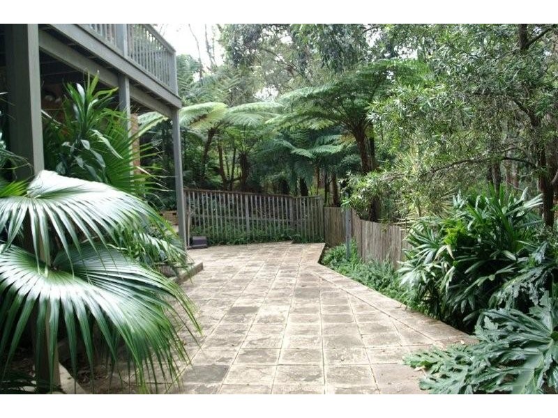 42 BINALONG AVENUE, Allambie Heights NSW 2100