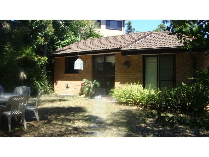 36a POWDERWORKS ROAD, North Narrabeen NSW 2101