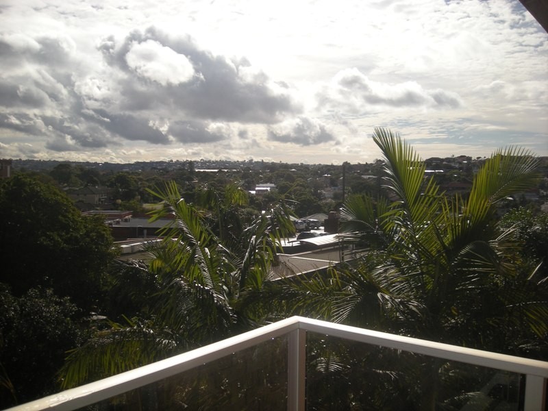 6/28 UNDERCLIFF ROAD, Freshwater NSW 2096