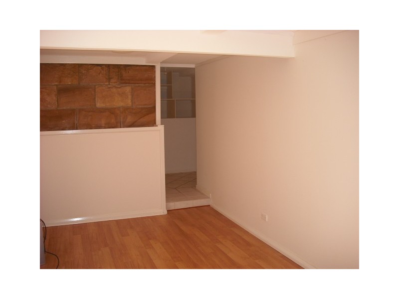 LWR 24 WARRI CLOSE, Narraweena NSW 2099