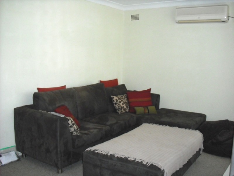 33 ANZIO AVENUE, Allambie Heights NSW 2100