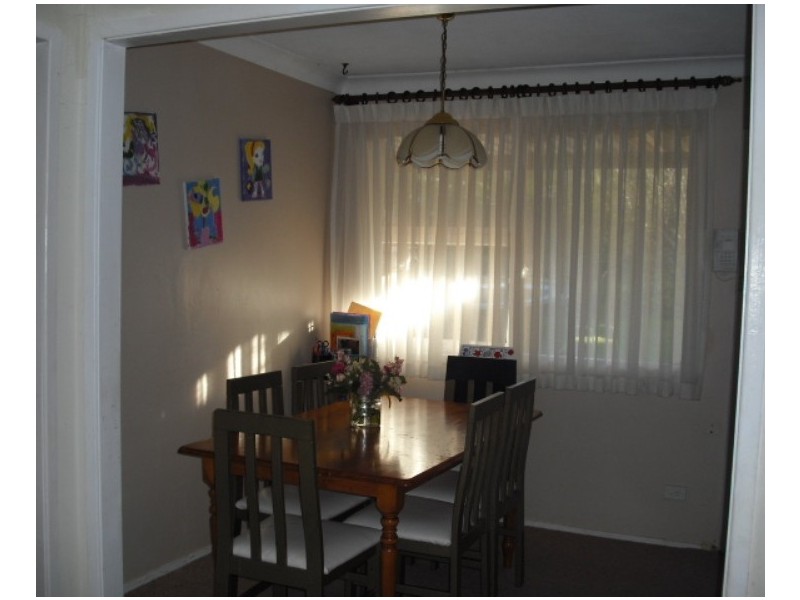 33 ANZIO AVENUE, Allambie Heights NSW 2100