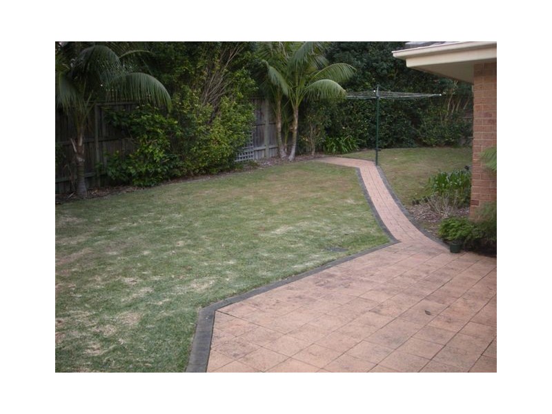 33a WARATAH STREET, Mona Vale NSW 2103