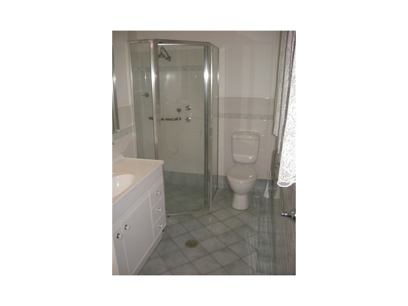 33a WARATAH STREET, Mona Vale NSW 2103