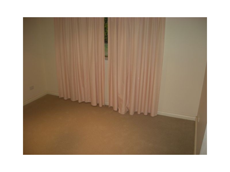 33a WARATAH STREET, Mona Vale NSW 2103