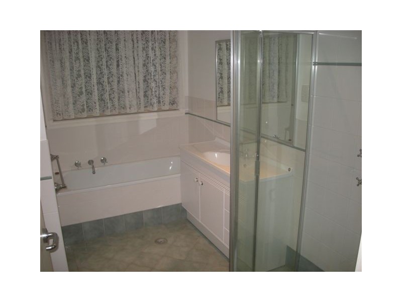 33a WARATAH STREET, Mona Vale NSW 2103