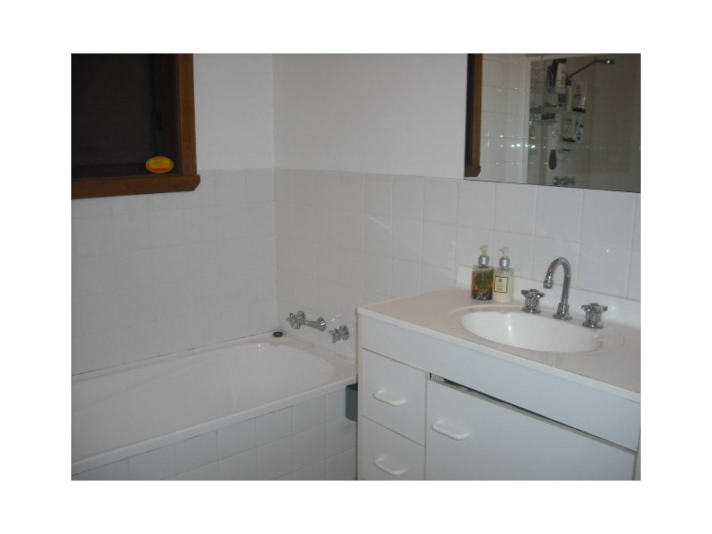 2/23 LYLY ROAD, Allambie Heights NSW 2100