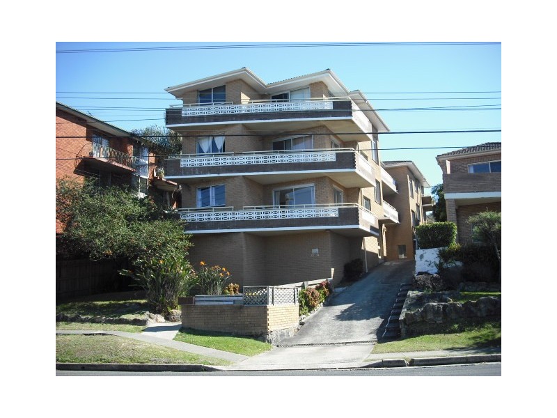 8/72 HARBORD ROAD, Freshwater NSW 2096
