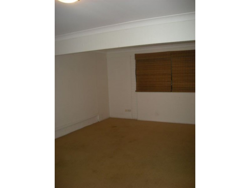 LWR 90 TAIYUL ROAD, North Narrabeen NSW 2101