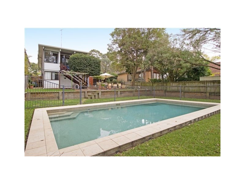 12 BINALONG AVENUE, Allambie Heights NSW 2100