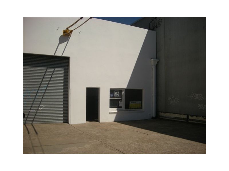 17 CHARD ROAD, Brookvale NSW 2100